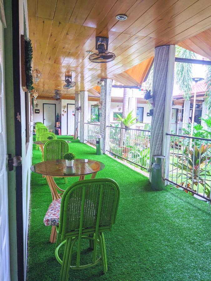 Infinite Green Pension Puerto Princesa Екстер'єр фото