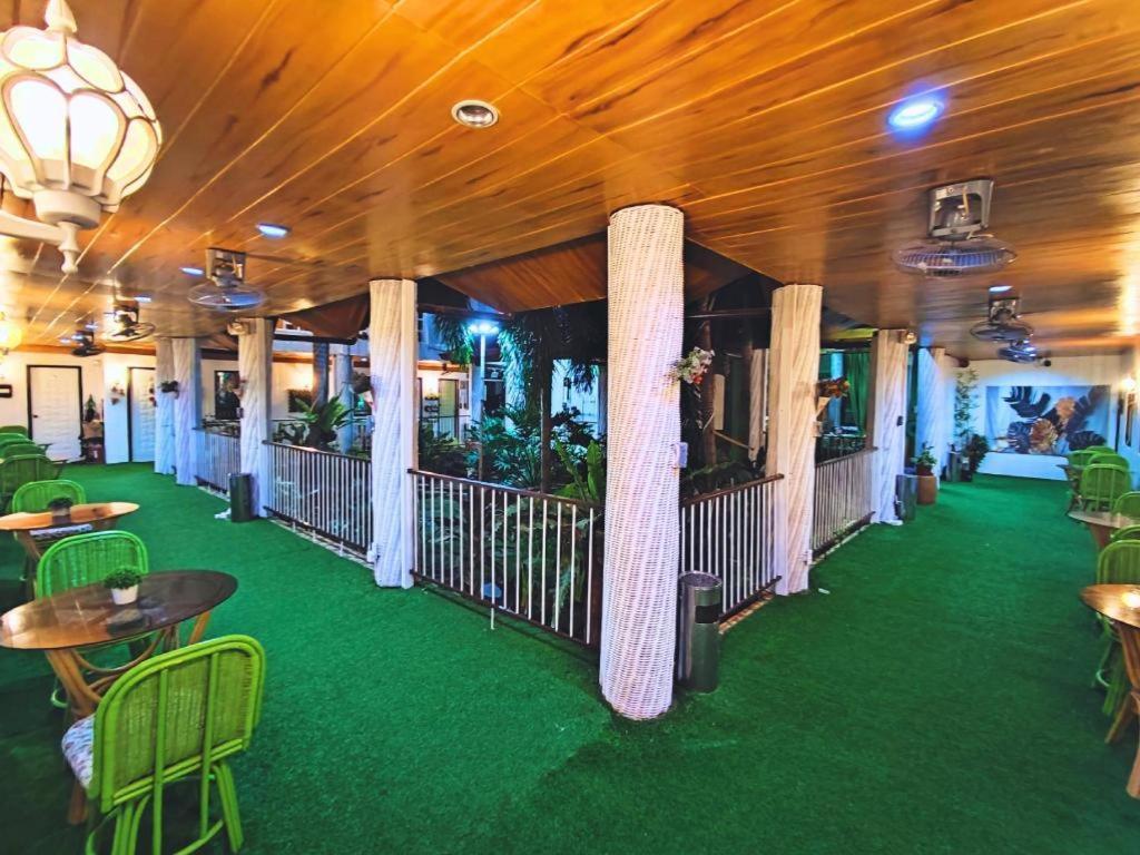 Infinite Green Pension Puerto Princesa Екстер'єр фото